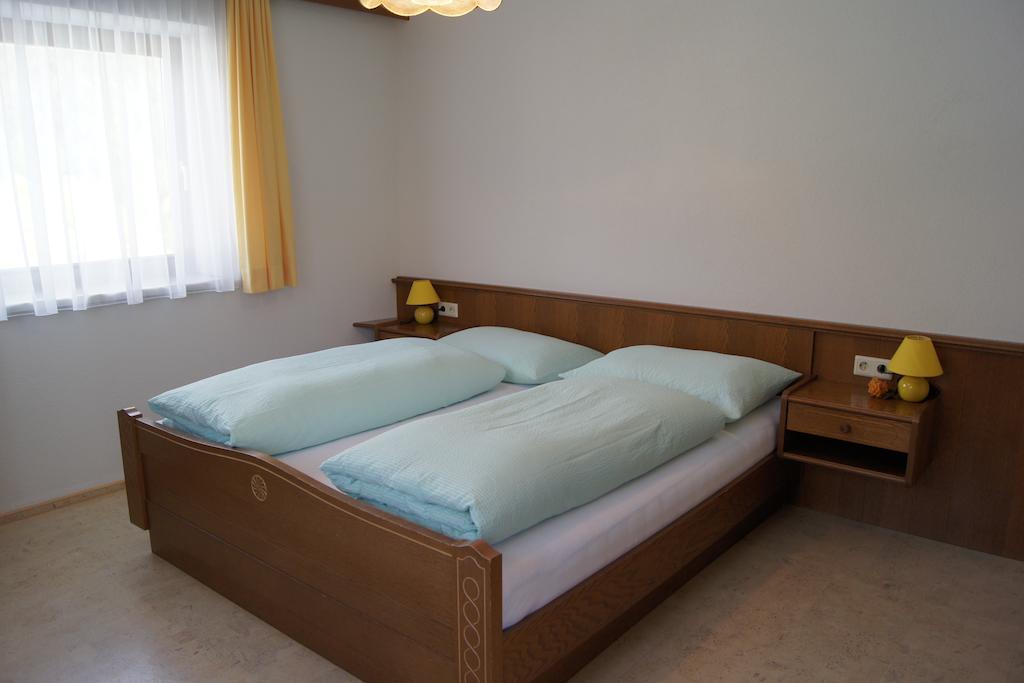 Ferienhaus Peter Spoettl Наудерс Номер фото